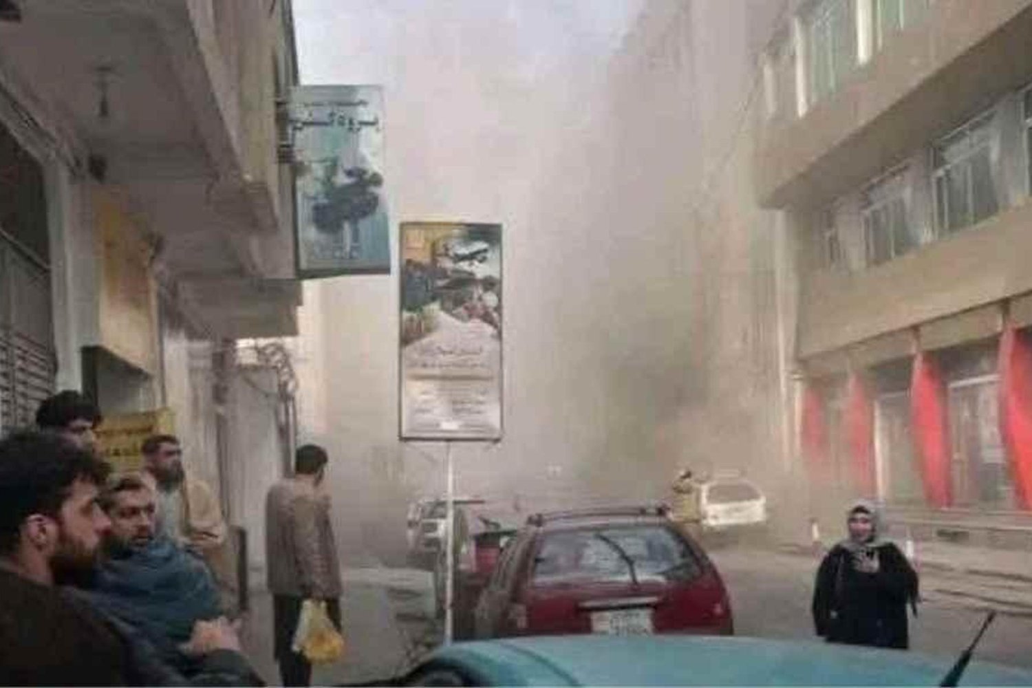 Kabil'de Şahrı Nev'de Patlama: Çok Sayıda Ölü ve Yaralı