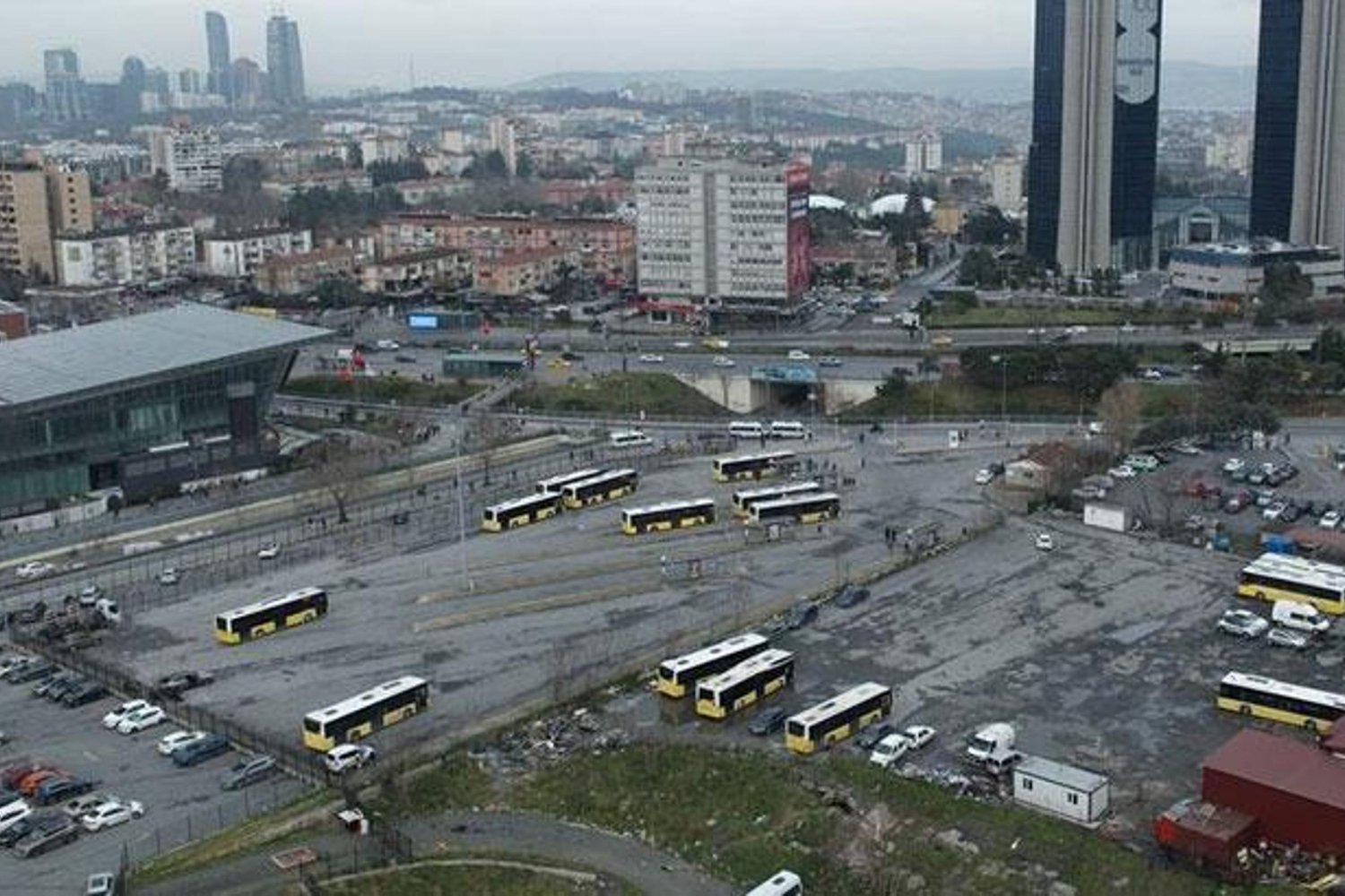 İETT Arazisi Tartışması: CHP ve İBB Ortaklığı Siyasetin Gündeminde