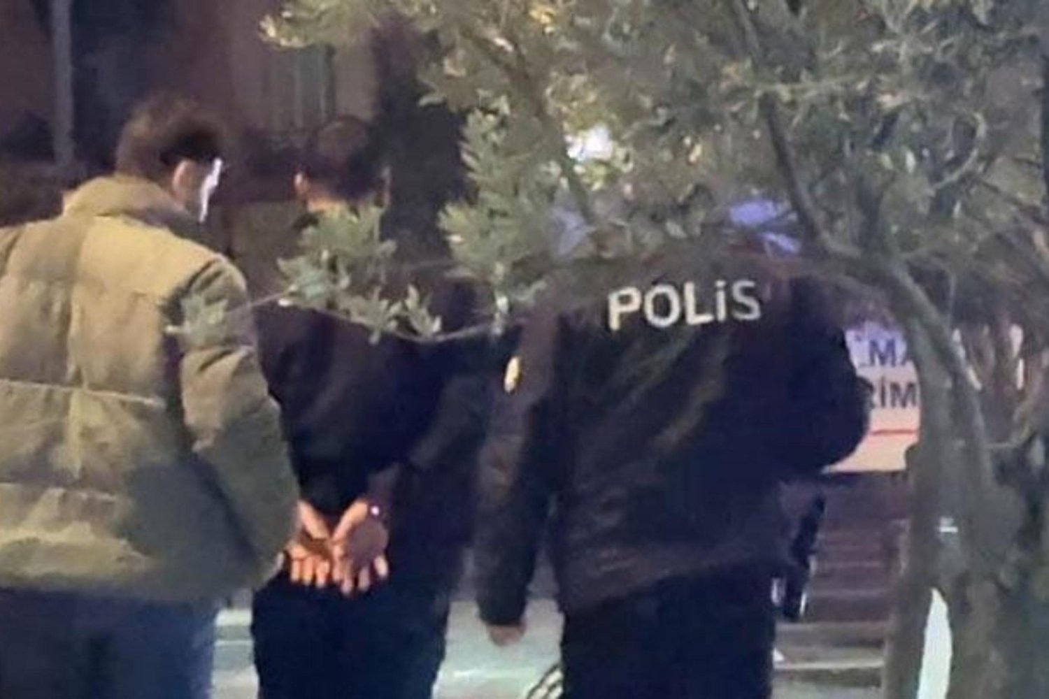 Alanya'da Bıçaklı Kavga: 7 Yaralı Olay Yerinden Kaçtı