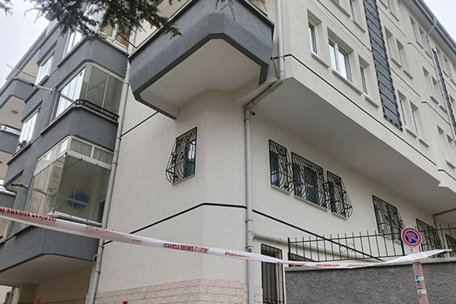 İstanbul Çankaya'da Apartman Kısmi Çökmeye Gitti! Güvenlik Önlemleri Artık Devrede