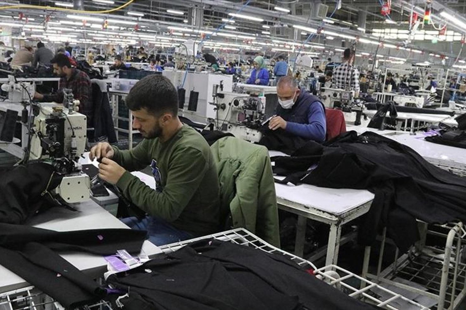 2026 Asgari Ücret ve Maaş Zamları Detayları: İşverenler ve Çalışanlar Ne Bekliyor?