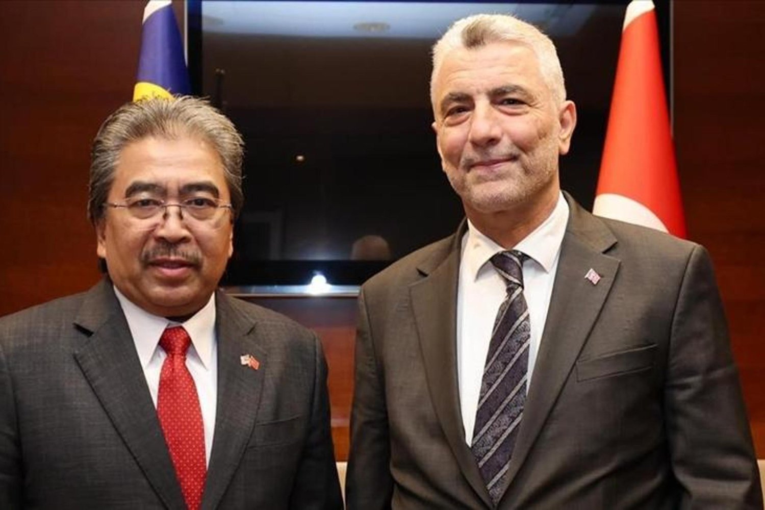 Türkiye-Malezya Yüksek Düzeyli İşbirliği Toplantısı Iş Birliği ve Hedefler Belirlendi