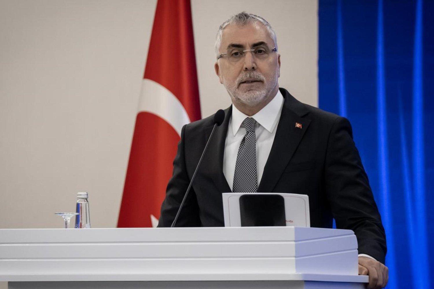 İşsizlikte 25 Yılın En Düşük Seviyesi: İşte Güncel İstihdam ve Genç İstihdam Verileri