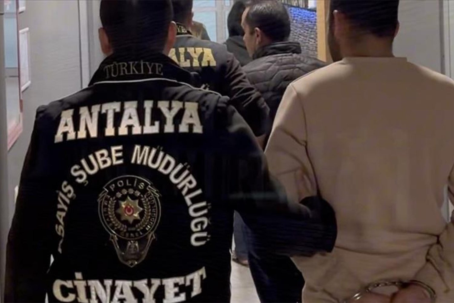 Antalya'daki 10 Yıllık Faili Meçhul Kadın Cinayeti Aydınlatıldı, Katil Hapse Girdi