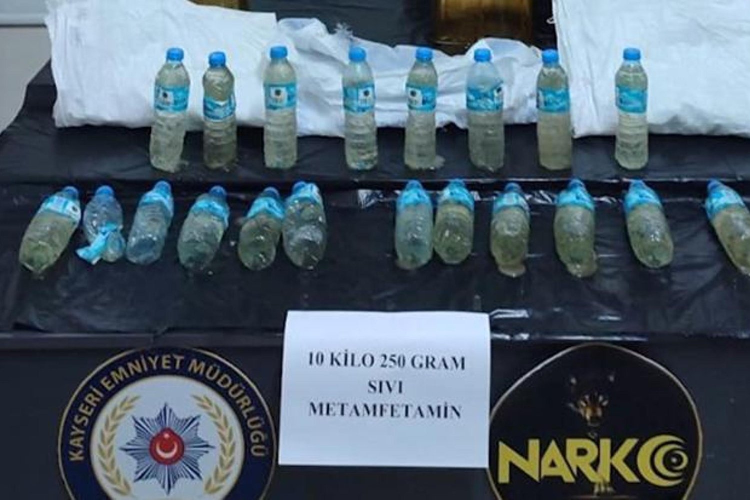 Kayseri'de Uyuşturucu Operasyonu: Bal Tenekelerinde 10 Kilo Sıvı Madde Ele Geçirildi