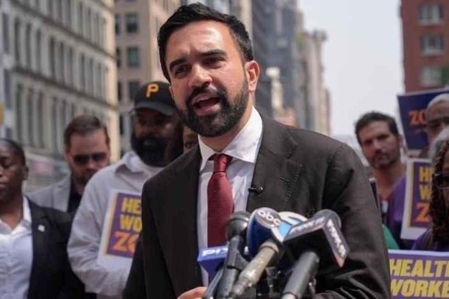 New York'un Mali Krizi Derinleşiyor: 12,6 Milyar Dolarlık Açık Fısıldanıyor