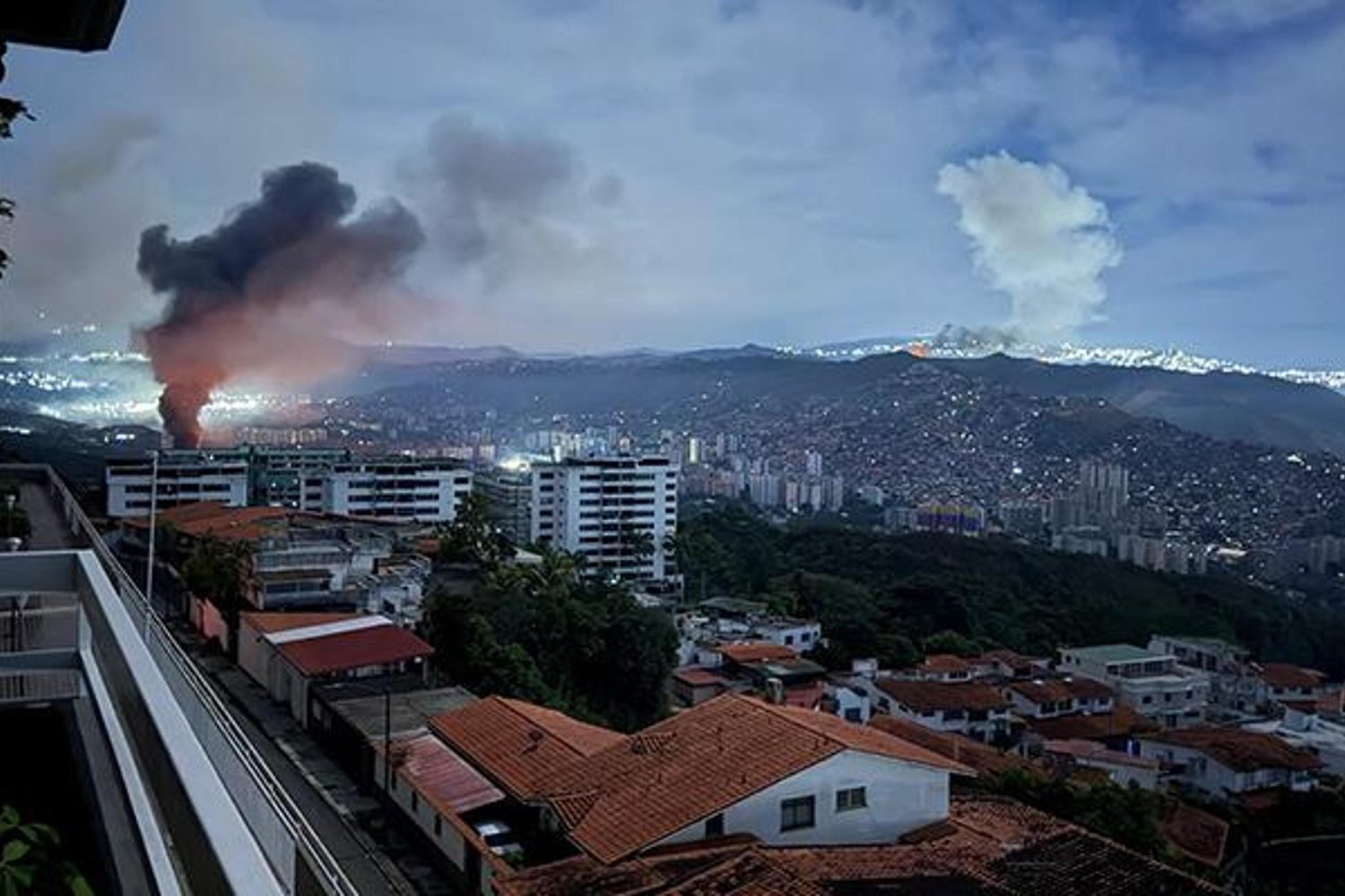 Venezuela'ya ABD Operasyonu: Maduro Yakalandı, Güçler Sarsıldı