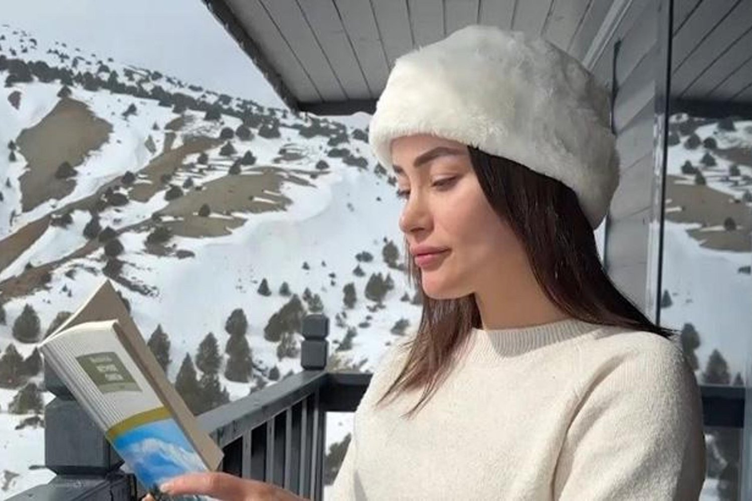 Erzincan'daki Kayak Merkezinde Çocuklar İçin Kültür ve Eğitim Dolu Dağ Kütüphanesi