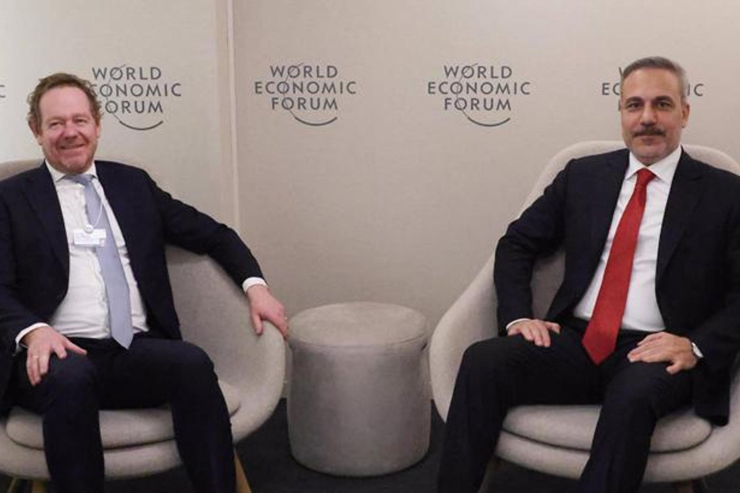 Hollanda Dışişleri Bakanı ile Davos'ta Görüşen Fidan'dan Kritik Adımlar