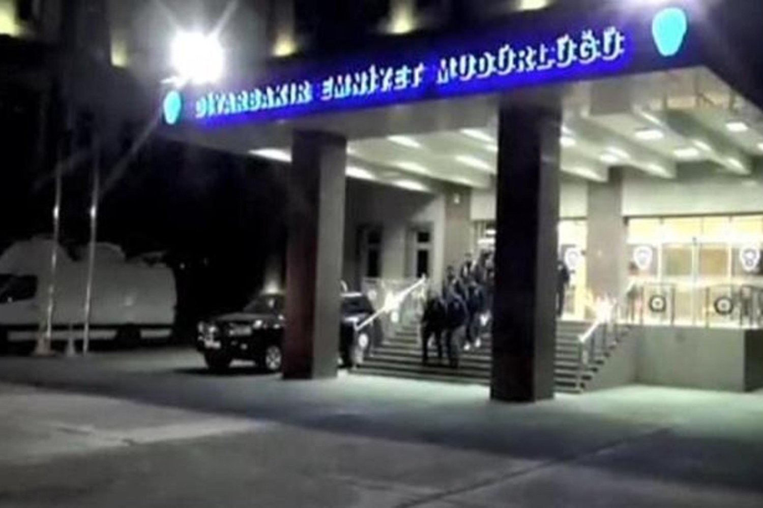 İl Emniyet Müdürlüğü'nden Güvenlik Alarmı: El Yapımı Patlayıcı Olayı Çözülüyor