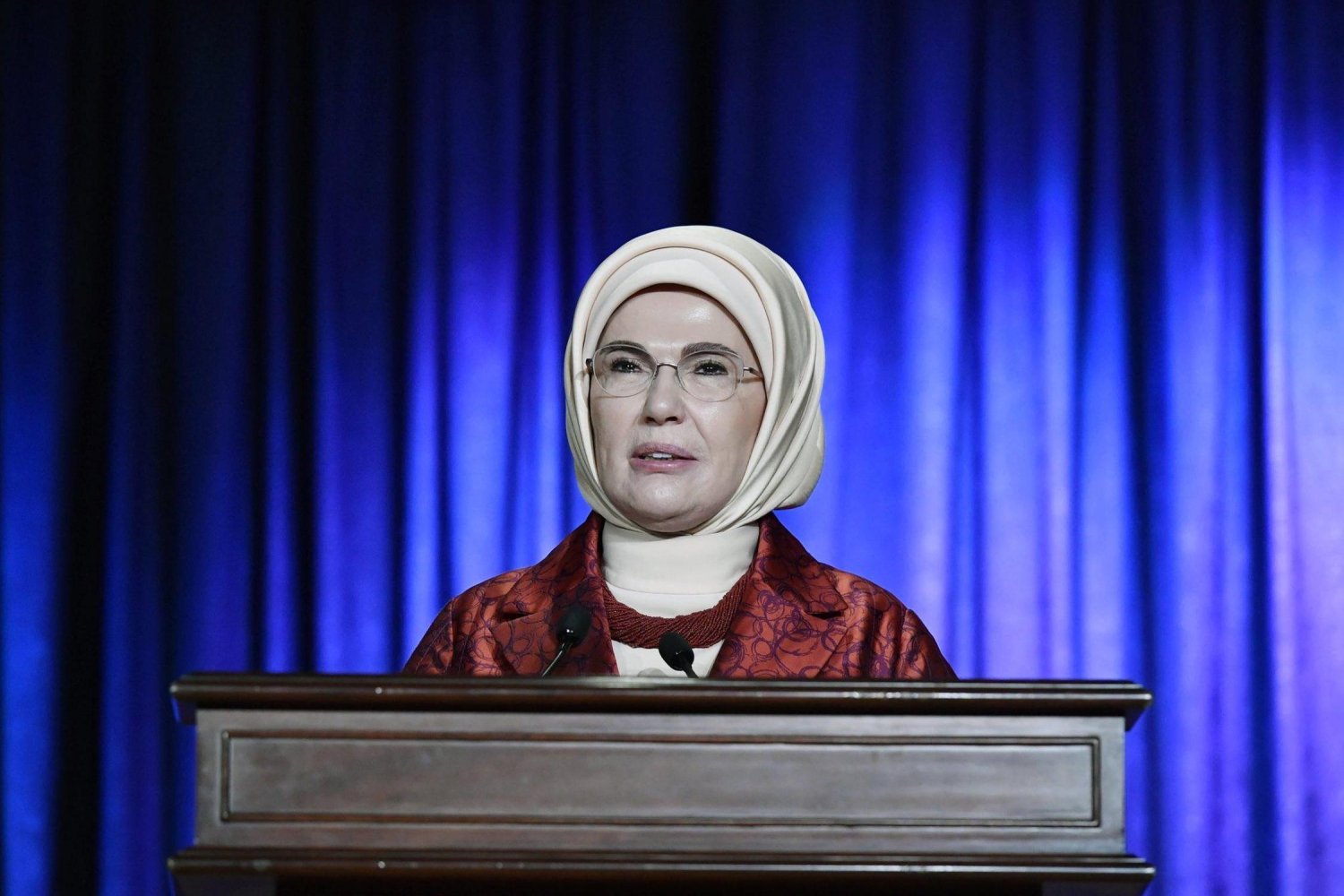 Türk Müzik Kültürümüzün Güçlenişi: Emine Erdoğan Palet Okulunu Ziyaret Etti