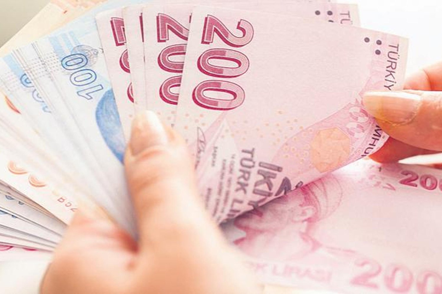 Emekli Maaşlarına Rekor Artış: 20 Bin Lira Limitli Yeni Düzenleme