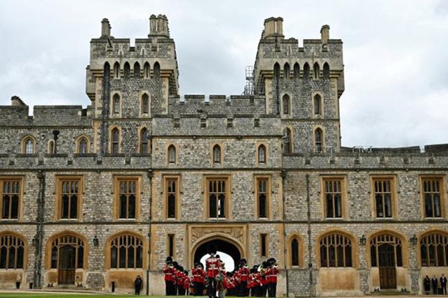 ABD Soruşturmasında Eski Prens Andrew'un Skandal Fotoğrafları ve Yazışmaları Ortaya Çıktı