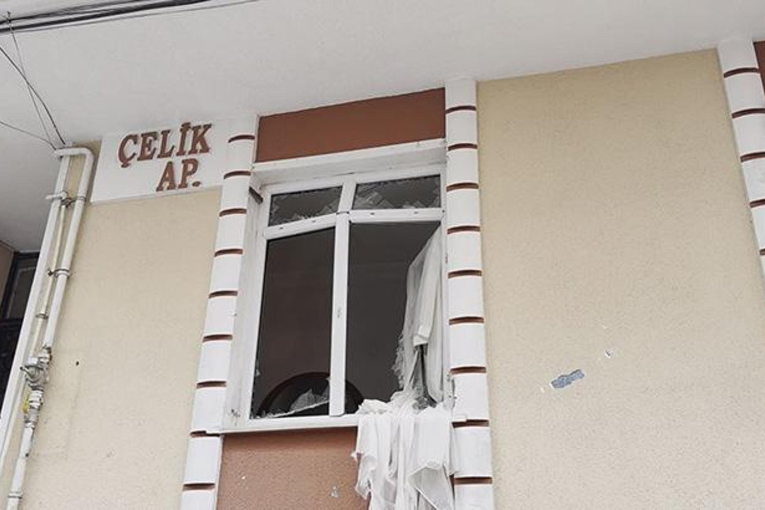 Esenyurt'ta Şiddetli Patlamanın Sebebi Belirlendi! Güvenlik Kameraları Şüpheliyi Tanımladı