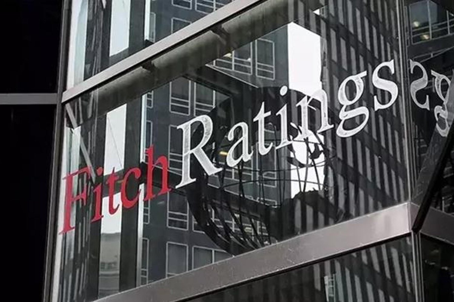 Türk Bankalarına Fitch'ten Pozitif Kredi Notu Görünümü Sinyali