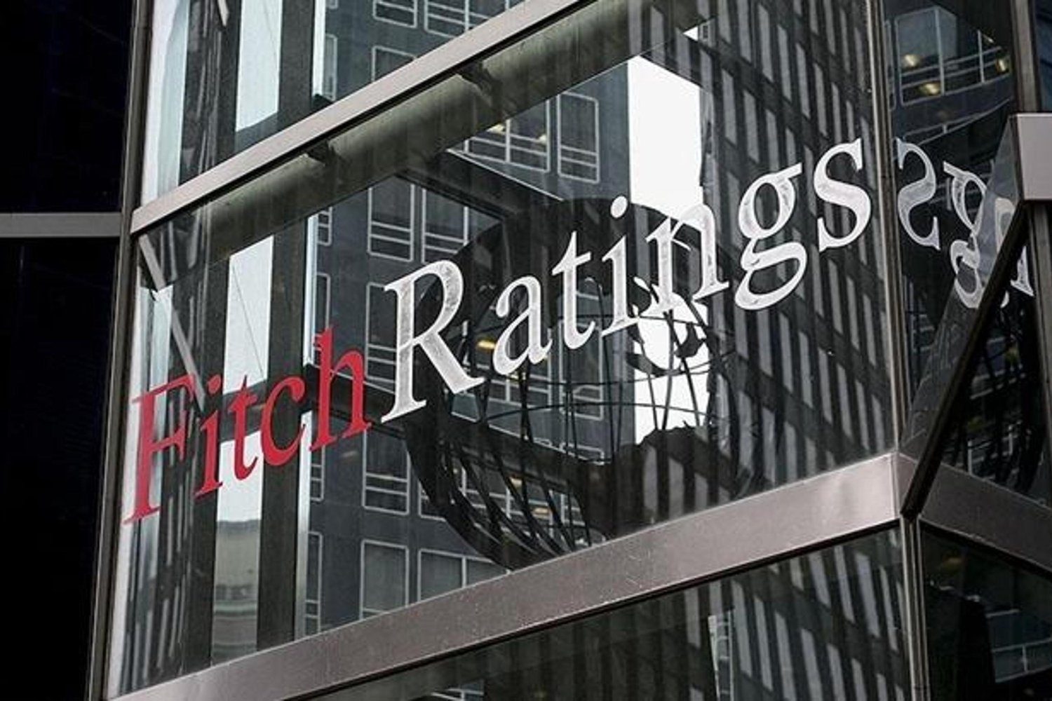 Türkiye Ekonomisi Fitch Notunu Korudu, Pozitif Görünüm Güçlendi