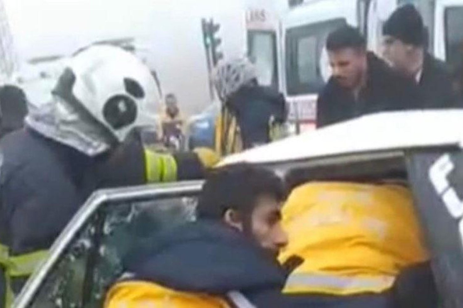 Kırmızı Işıkta Zincirleme Kaza Sonrası Ağır Yaralılar ve Trajik Ölüm