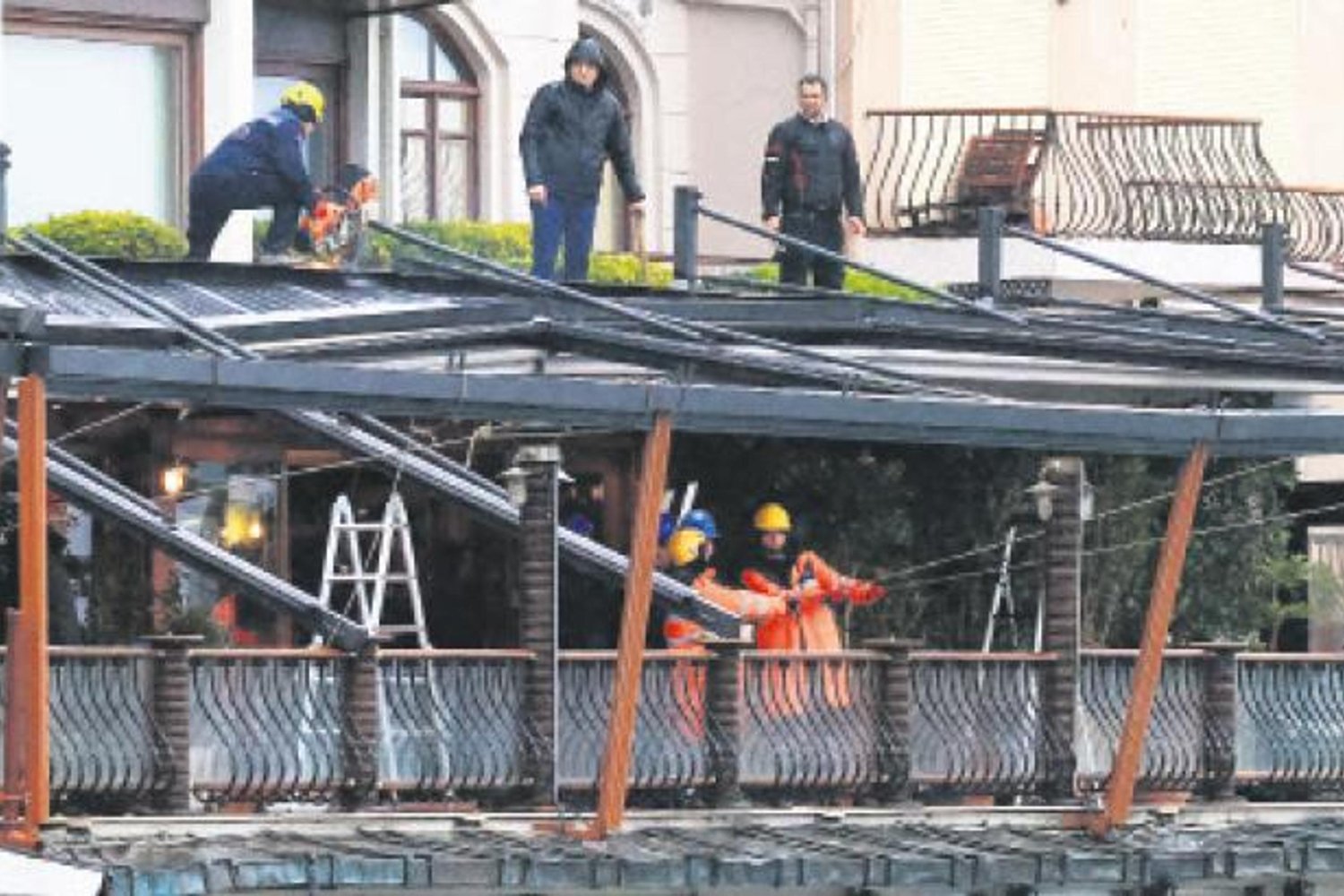 İstanbul'da Bebek Otel Yıkılıyor: Koruma ve Güvenlik Tedbirleri Güncellendi