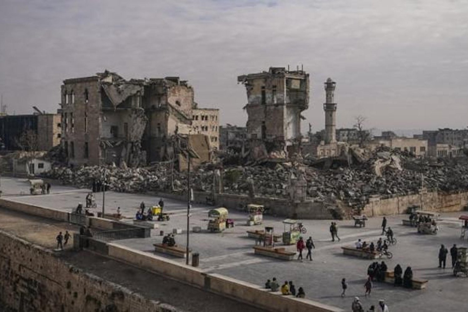 Suriye'nin Halep Valisi PYD/SDG Saldırısını Kınadı, Sivillere Ateş Açılıyor