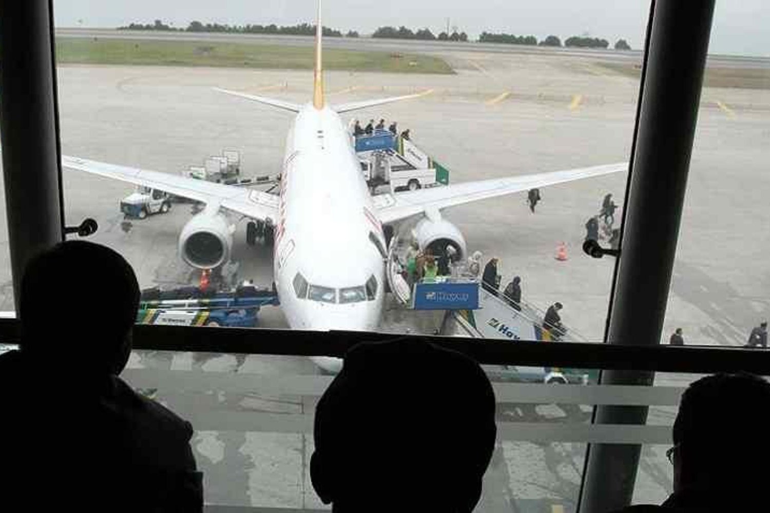 Tenerife'de Şok Olay: Güvenlik Kontrolünde Kan Donduran İtiraf!