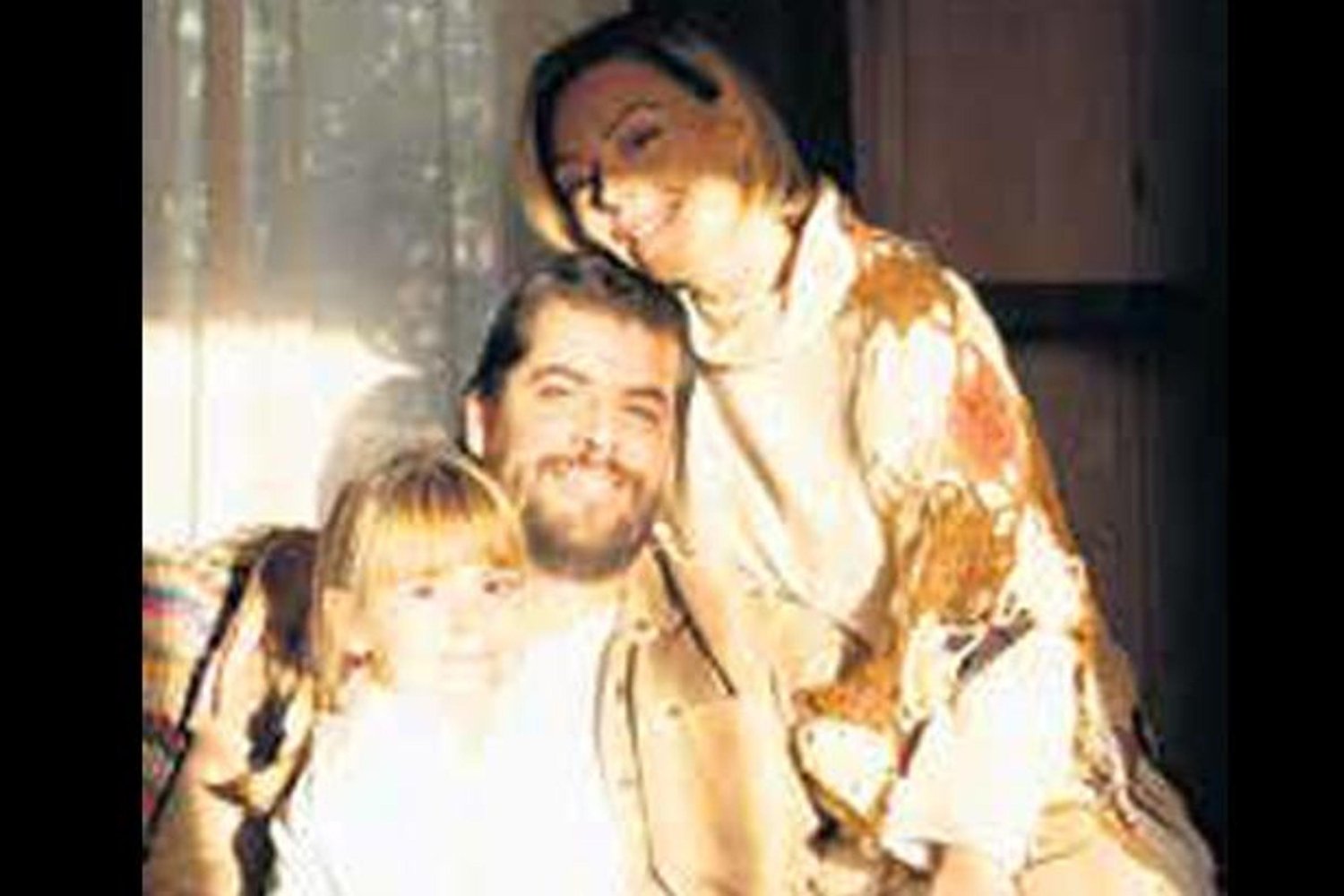 İşte Yeni Şarkı Klibi: Luna Güleryüz ve Özder'den Anlamlı Anlara Saygı