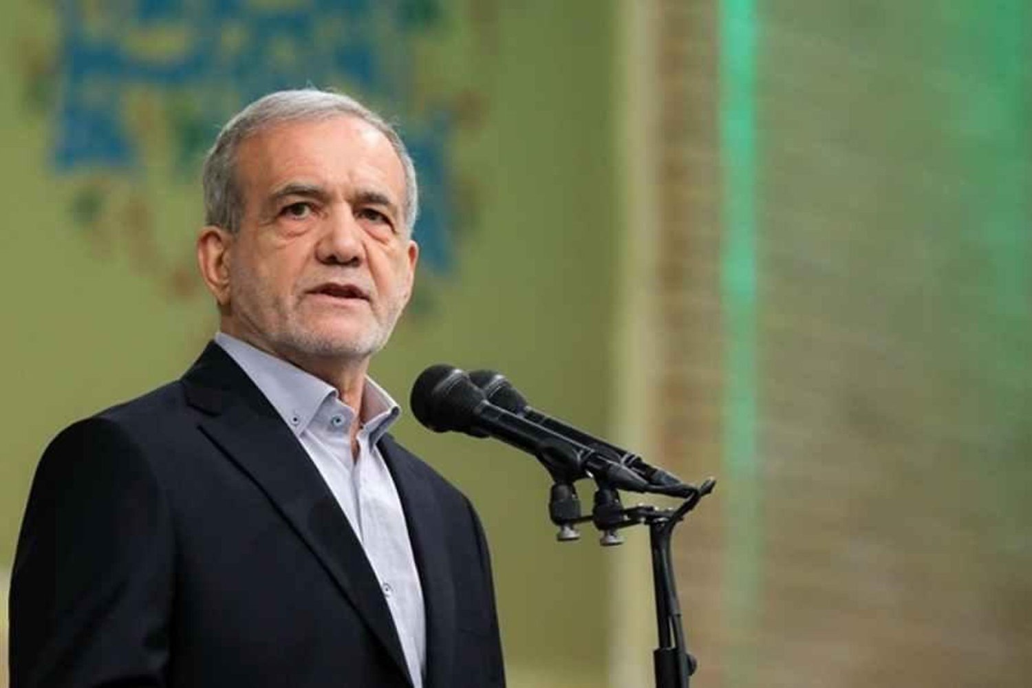 İran Cumhurbaşkanı Pezeşkiyan Türkçe Şiirlerle Dikkat Çekiyor