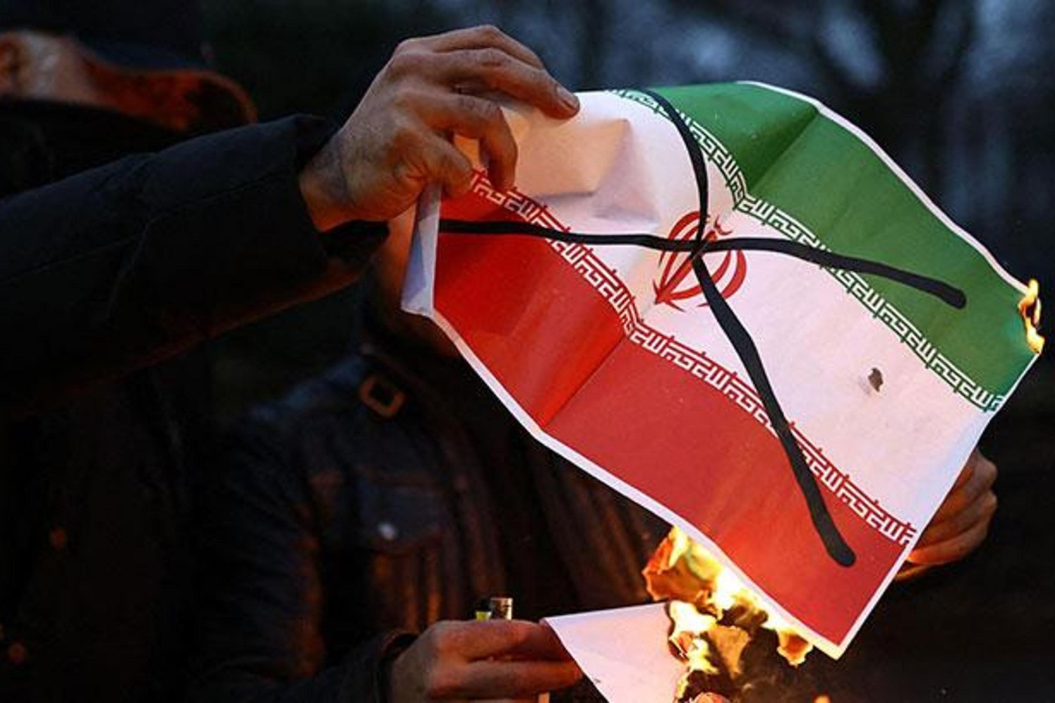 İran'da Protesto ve Ekonomik Kriz: 17 Günlük Kanlı Direniş