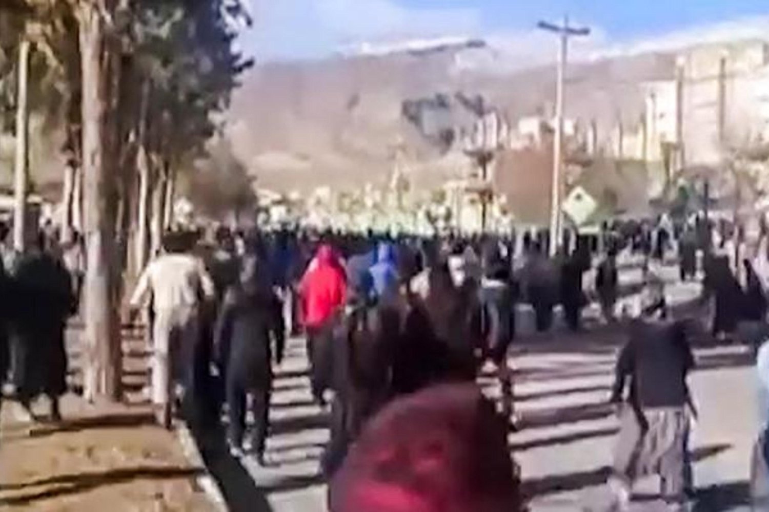 İran Ekonomisine Destek: Kişi Başı 10 Milyon Riyal Yardım Planı