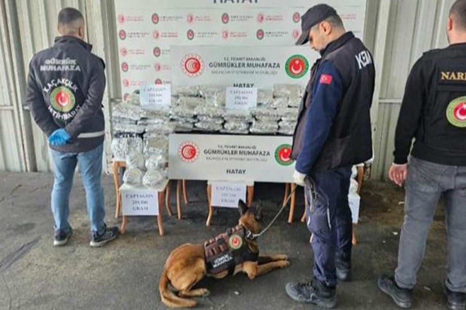 Hatay'da Limanda 1.4 Milyon Uyuşturucu Hap Ele Geçirildi