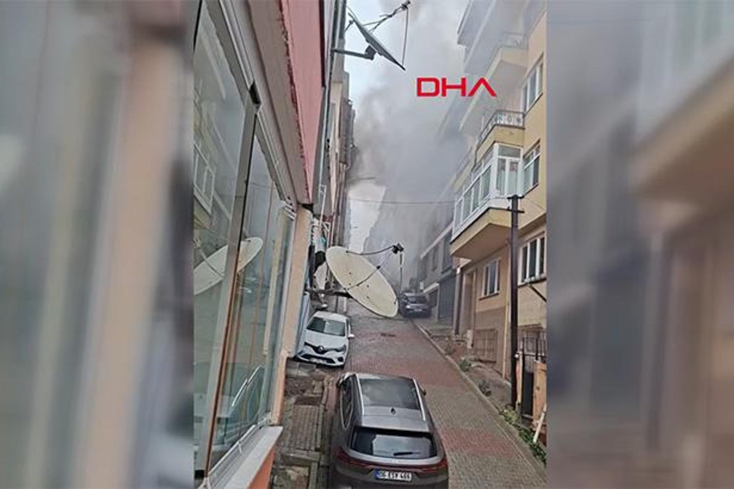 Modanın Yıldızını Parlatan Spor Stil Şıklığıyla Göz Kamaştırıyor