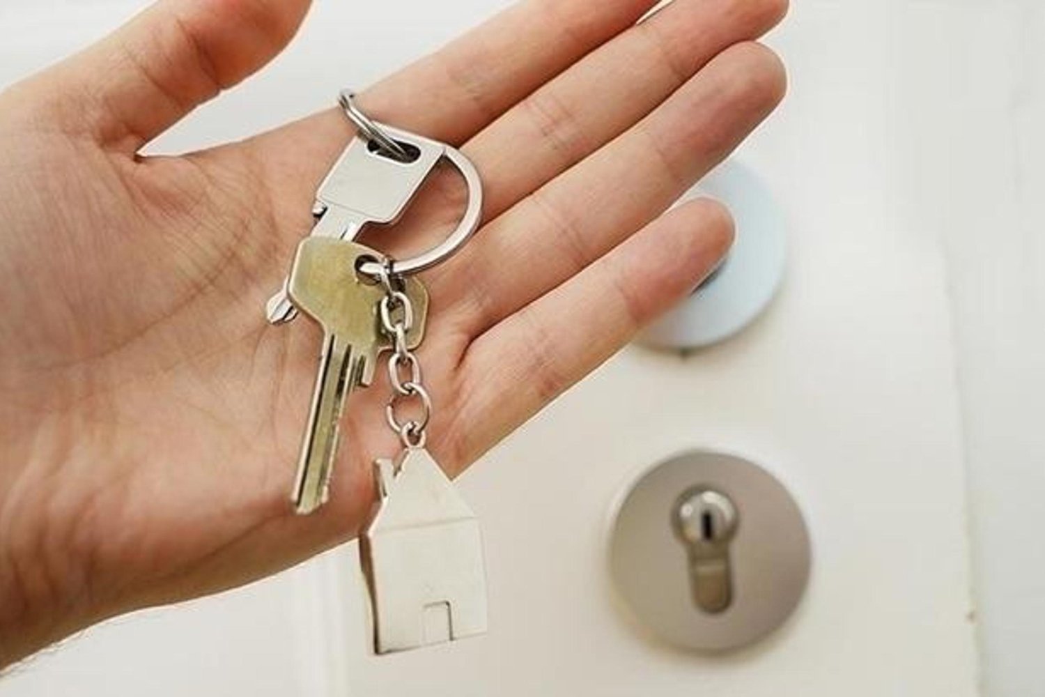 Konut Fiyatları Reel Olarak %5,1 Düştü: Son Durum ve Yatırımcı Beklentileri