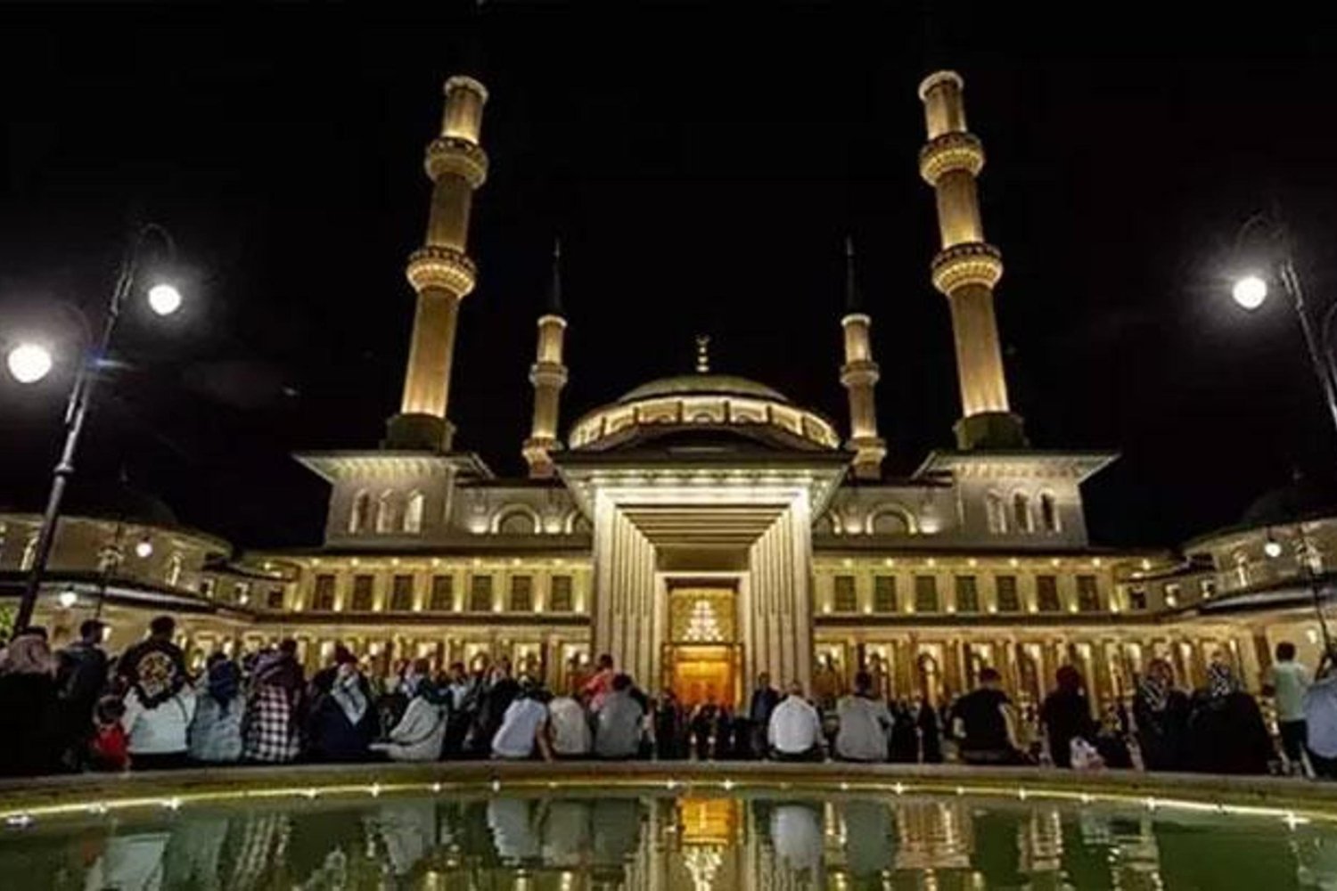 Miraç Kandili Programı Ankara'da Canlı Yayınla Anlatılıyor