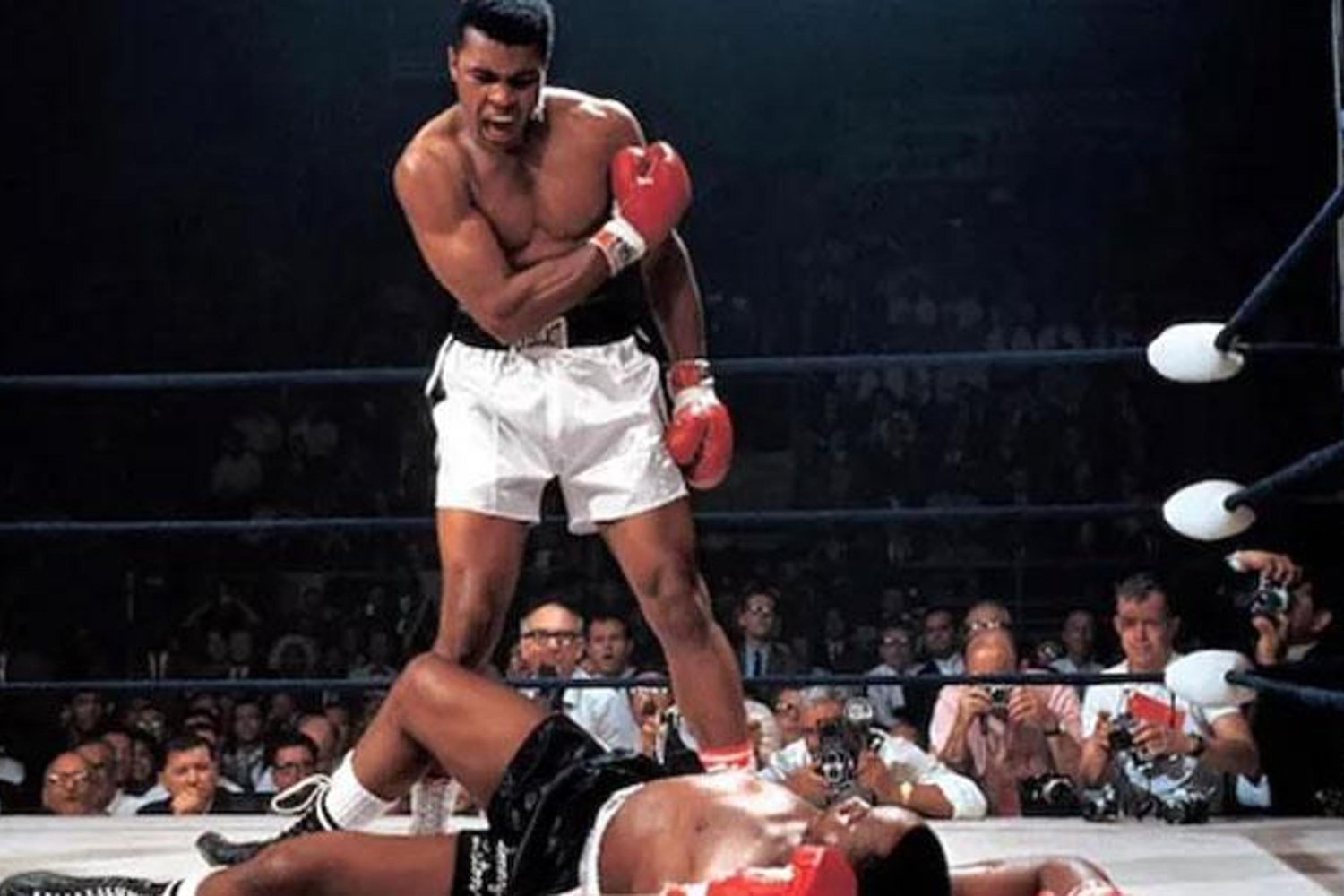 Cinsellik ve Performans: Maç Öncesi Cinsel Perhiz Efsanesi Çürütüldü!