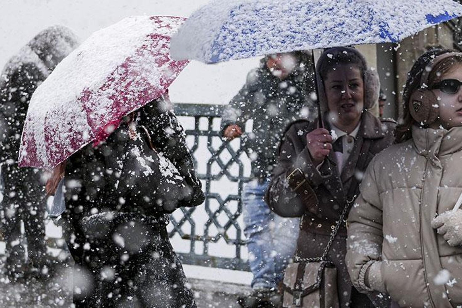 Meteoroloji Uyarısı: Sağanak, Kar ve Kuvvetli Rüzgar Etkili Olacak