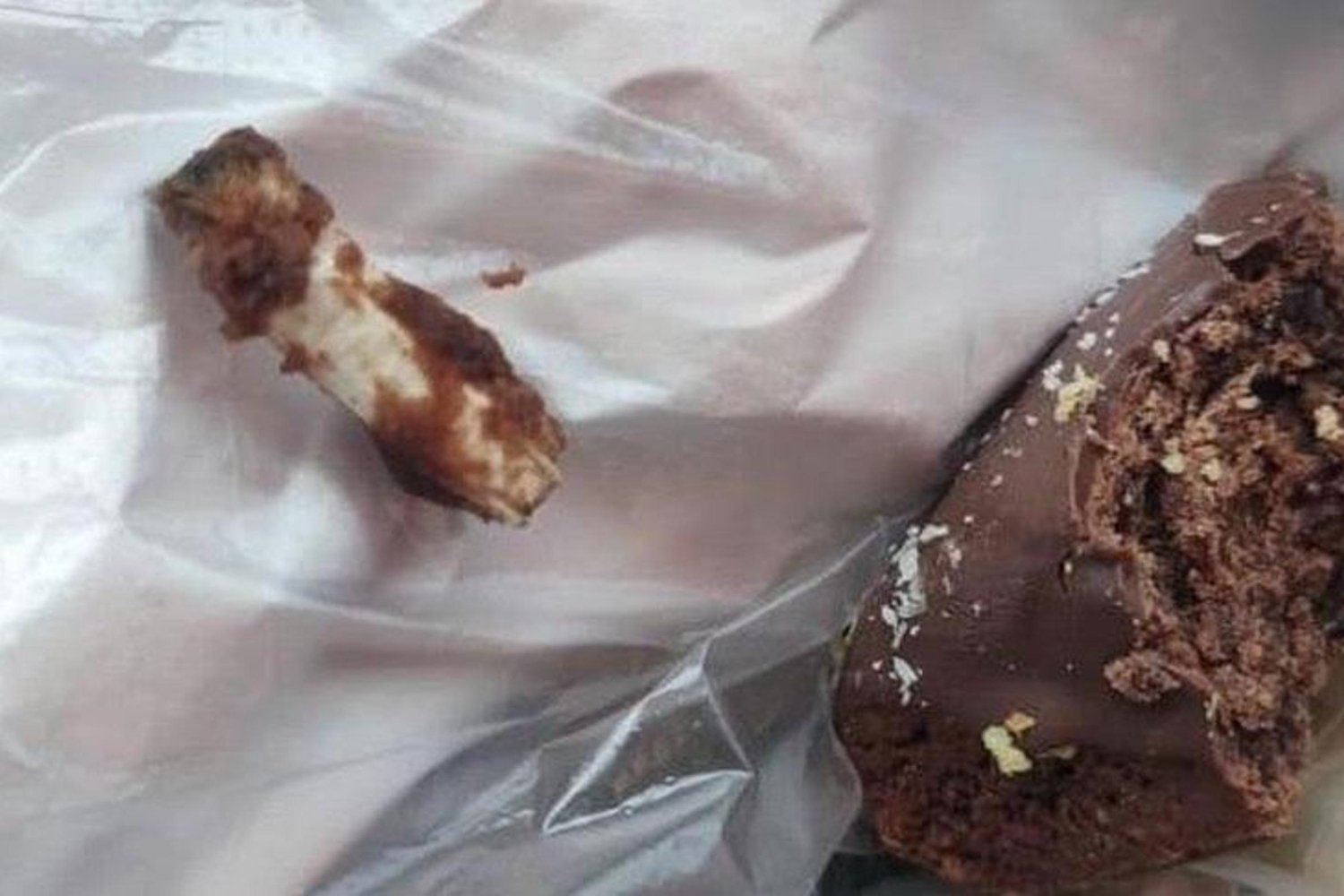 Gıda Güvenliği Alarmı: Çikolatalı Kurabiyeden Sigara İzmariti çıktı!