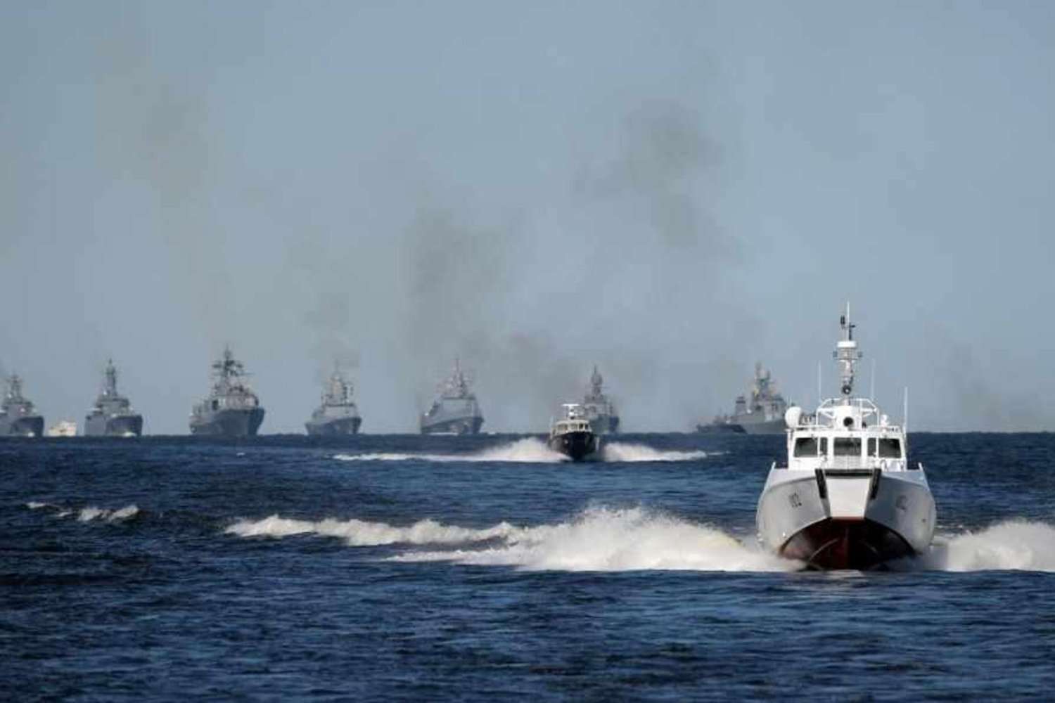 Kriz Tırmanıyor: ABD ve Rusya Venezuela ve Kuzey Atlantik'te Gerilim Artıyor