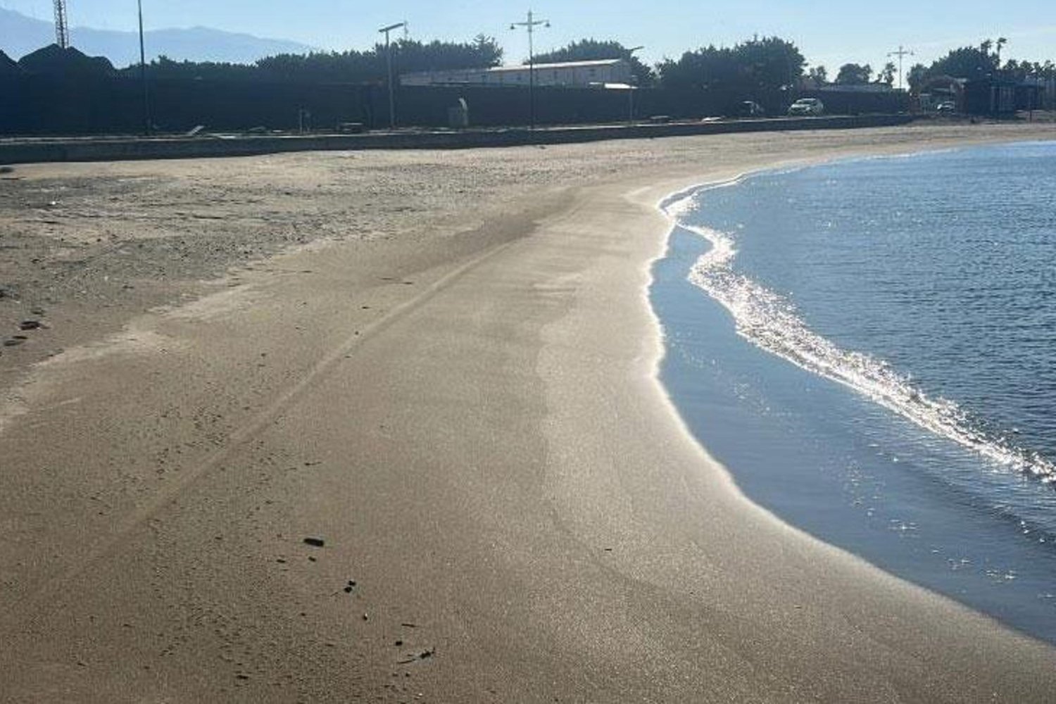 Akdeniz Kıyısında Deniz Çekilmesi Şok Yarattı!