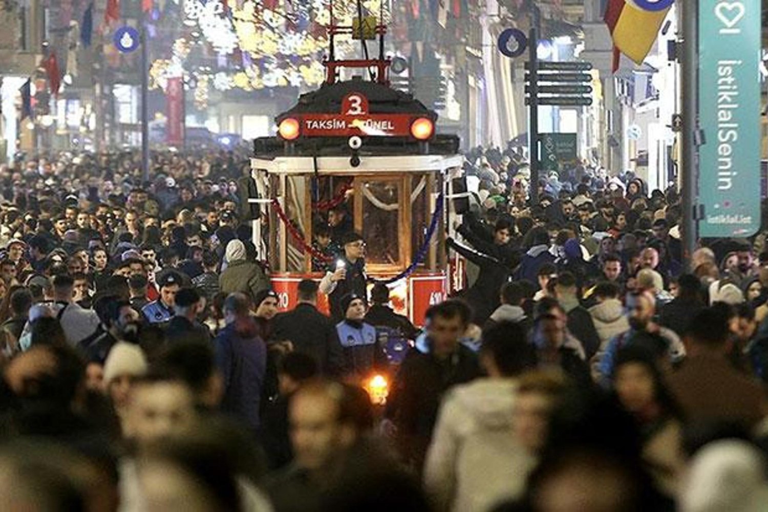 Faal Dernek Sayısı Artışta: Türkiye'de 101 Bin Dernekle Yeni Rekor