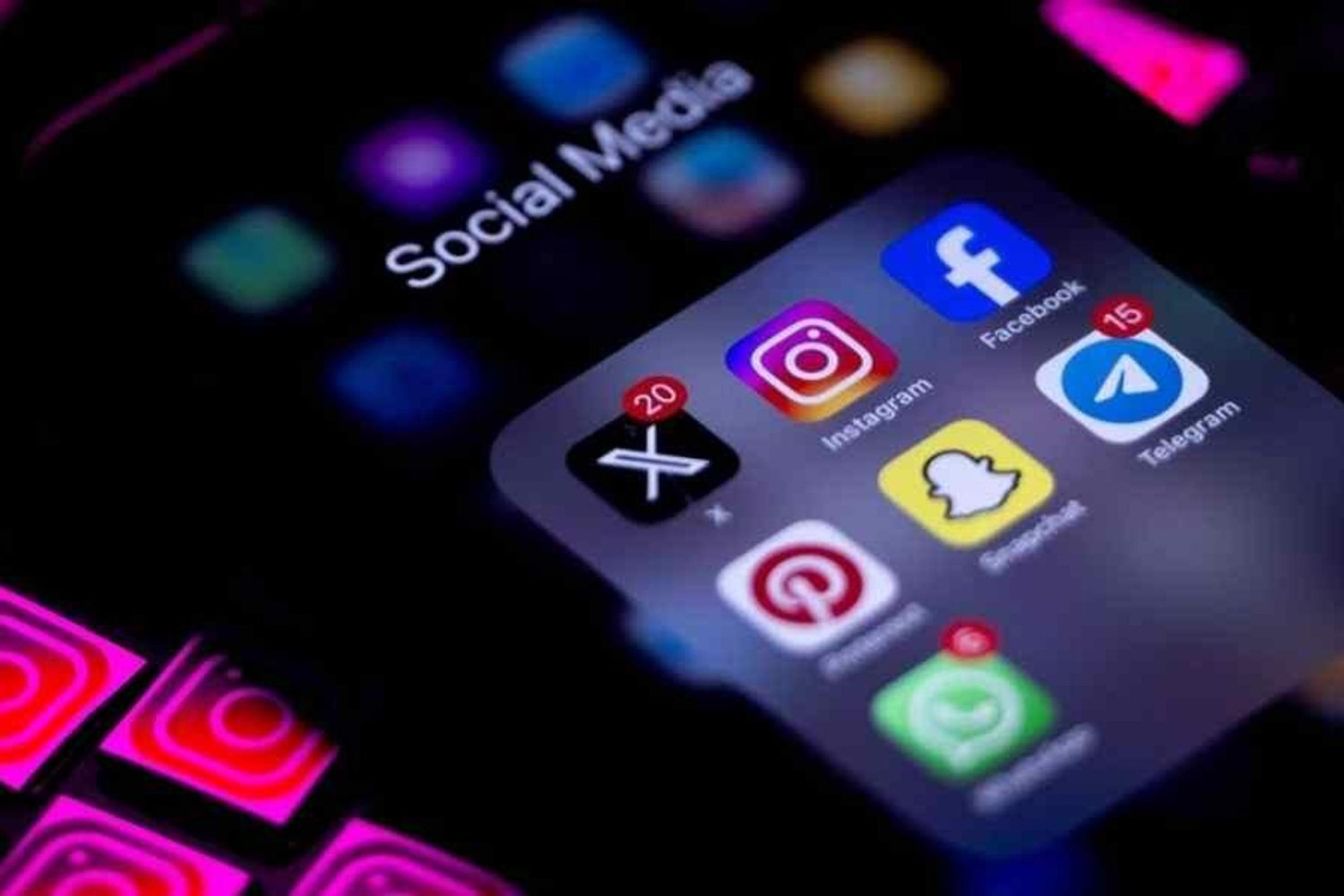 Fransa'da 15 Yaş Altına Sosyal Medya Yasakları Yolda