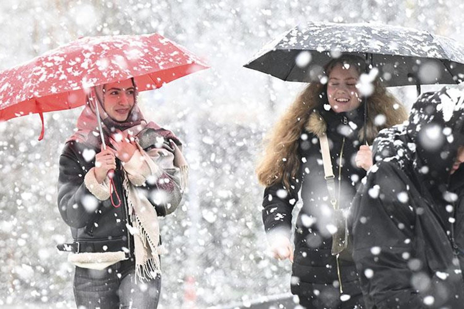 Meteoroloji Uyarıyor! Yoğun Yağış ve Çığ Riskiyle Karşılaşabilirsiniz
