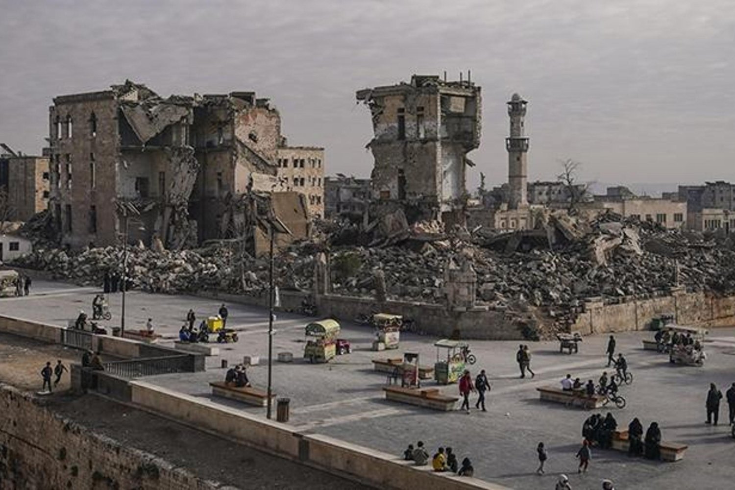 Suriye'de Olumlu Gelişme: Olağanüstü Hal Sona Erdi, Sağlık Hizmetleri Yeniden Başladı