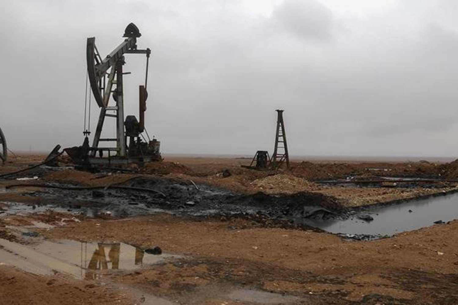 Suriye Petrol Rezervleri Yeniden Faaliyette: Üretim Günlük 100 Bin Varile Ulaşıyor