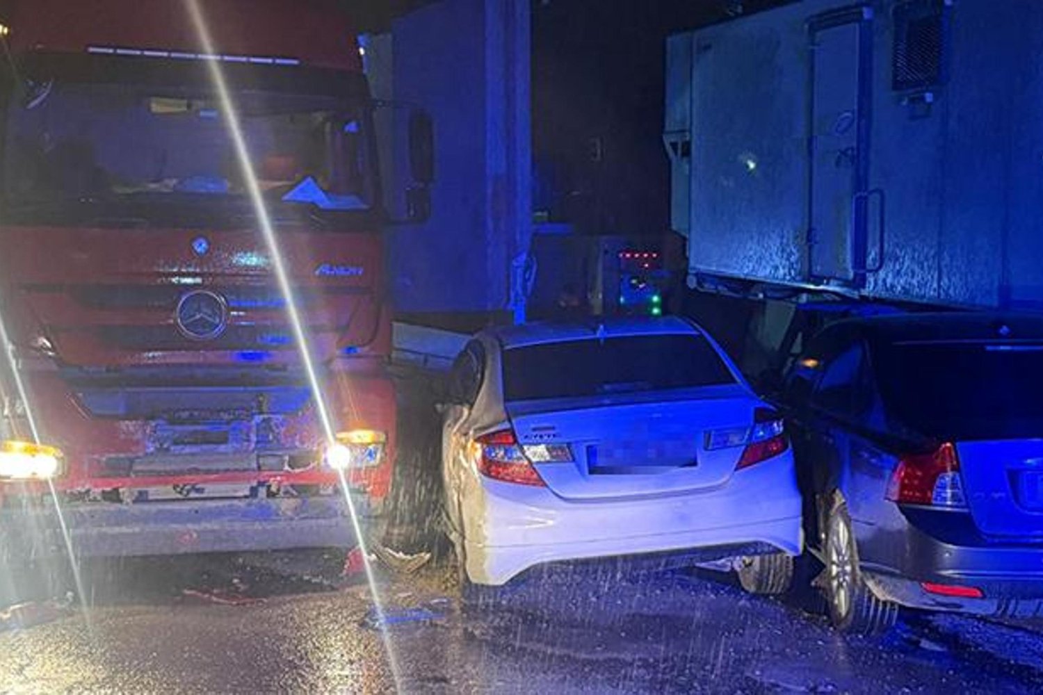 Belen-İskenderun Karayolu Kazada 8 Araca Çarptı: Sürücü Yaralandı