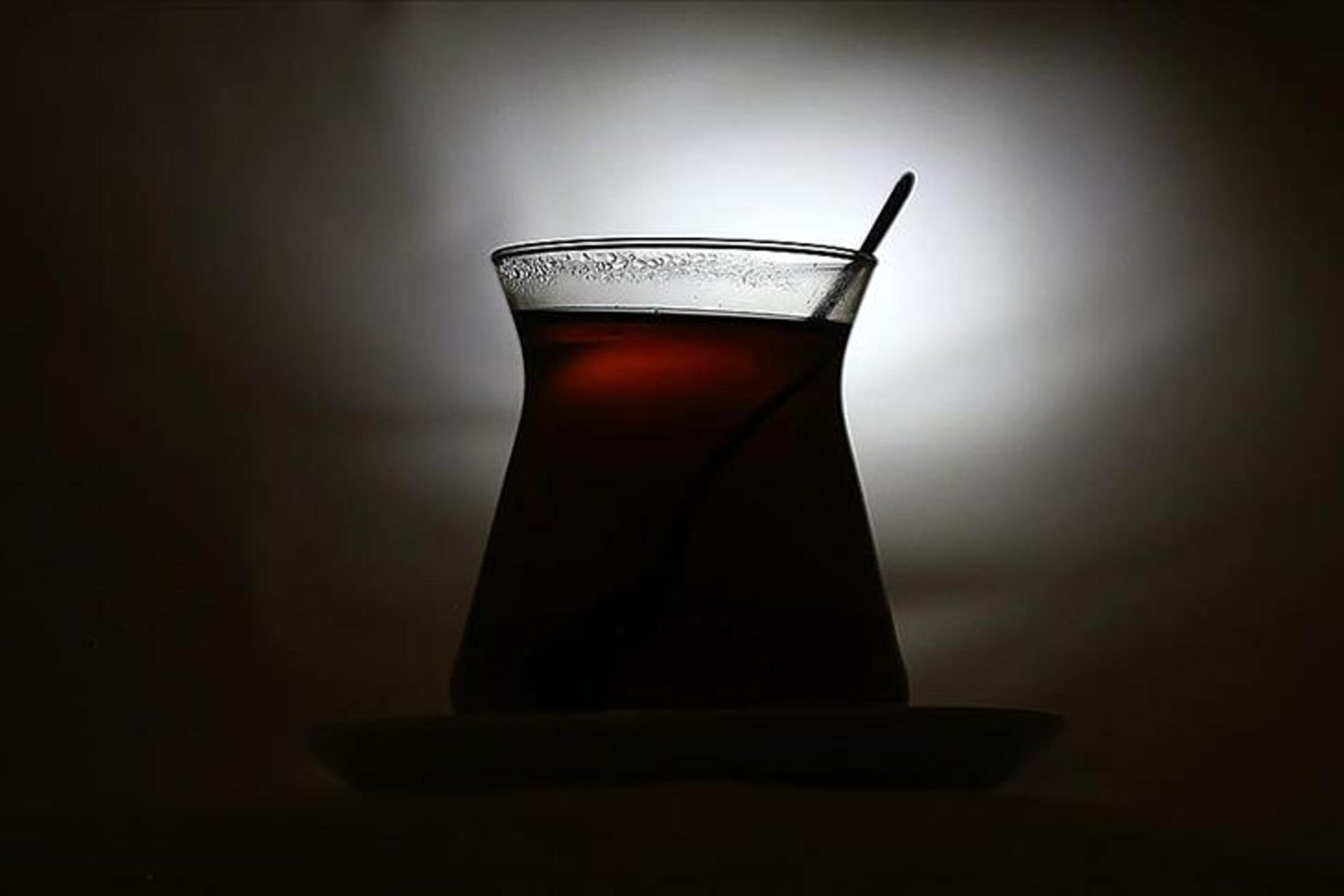 Türk Çayı Dünyada Yükselişte: 2025 İhracatı %38 Artışla 34 Milyon Dolara Ulaştı