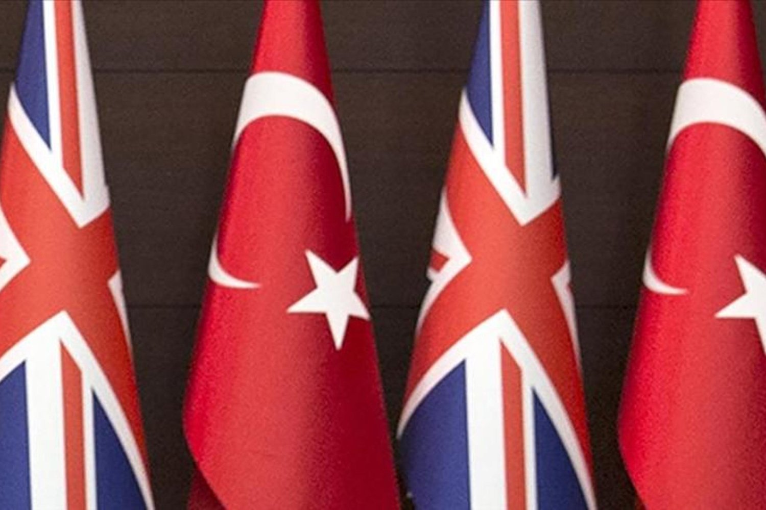 İngiltere ile Genişletilmiş Serbest Ticaret Anlaşması Türkiye-İngiltere İş Birliğini Güçlendiriyor