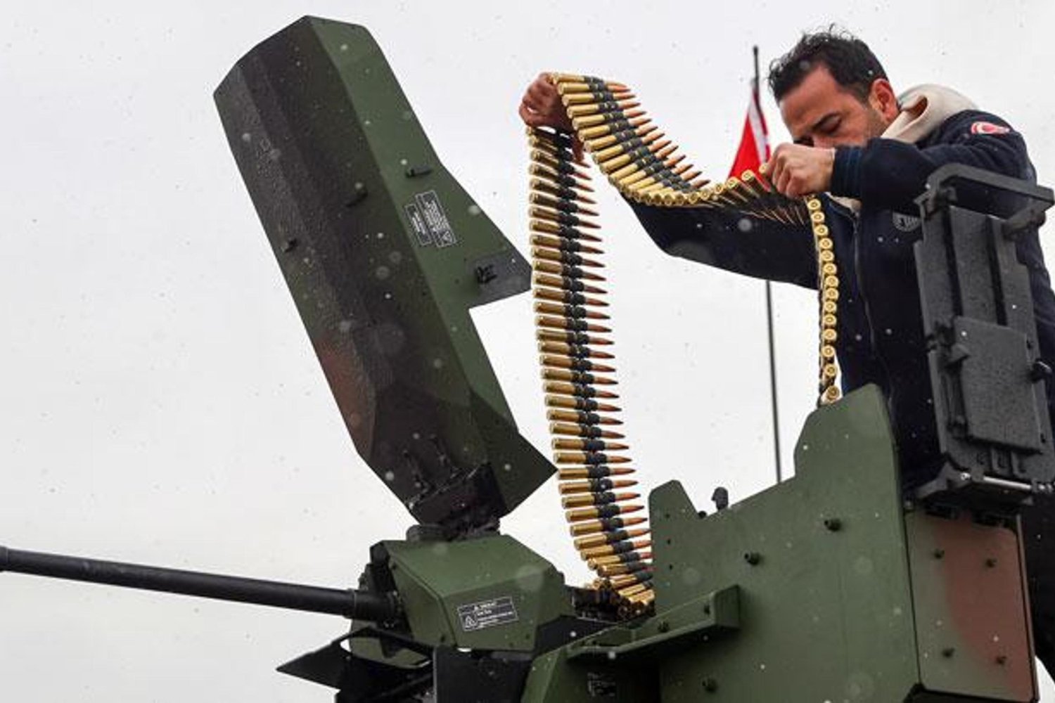 Elektrikli Zırhlı Araç E-ZPT: Türkiye'nin Savunma Gücüne Modern Dokunuş