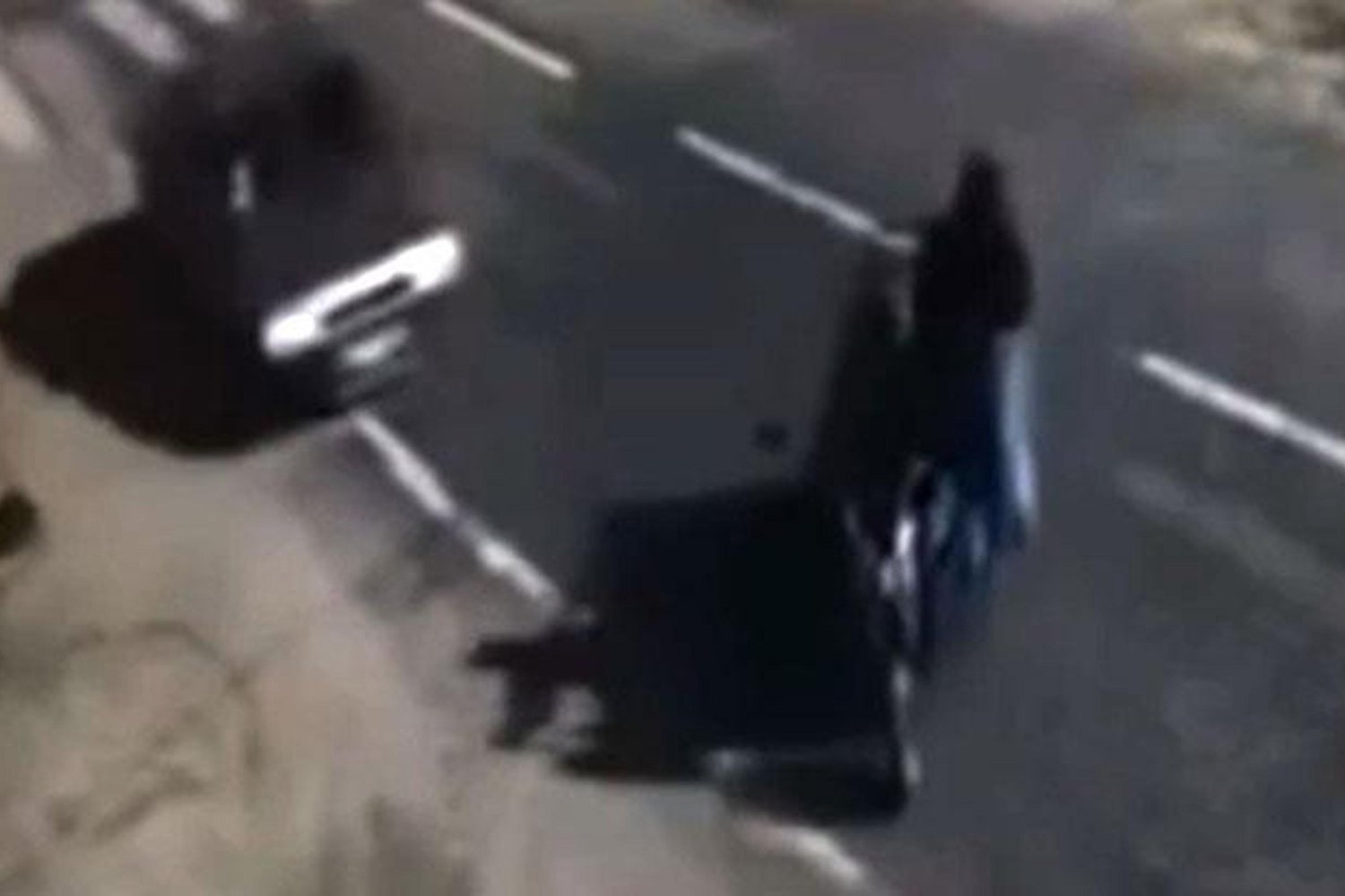 Afyonkarahisar'da Otomobilin Çarptığı Üçteker Düğüm Gibi Sonlandı