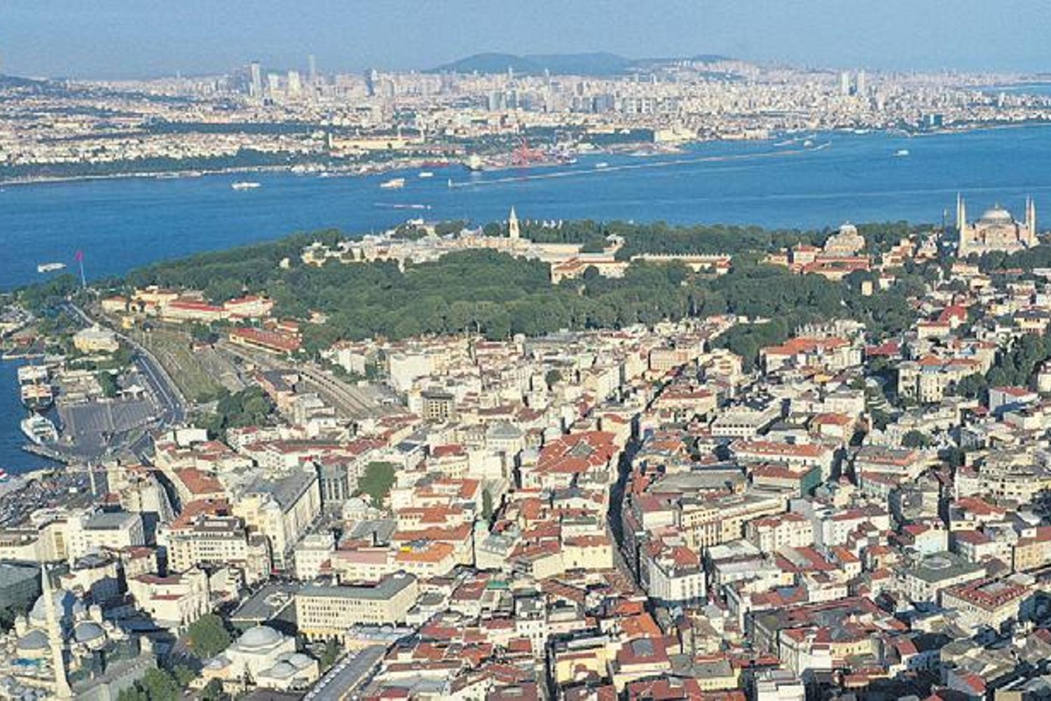 Yabancılara Konut Satışlarında Son 9 Yılın En Düşük Seviyesi Türkiye'de Konut Piyasasını Etkiliyor