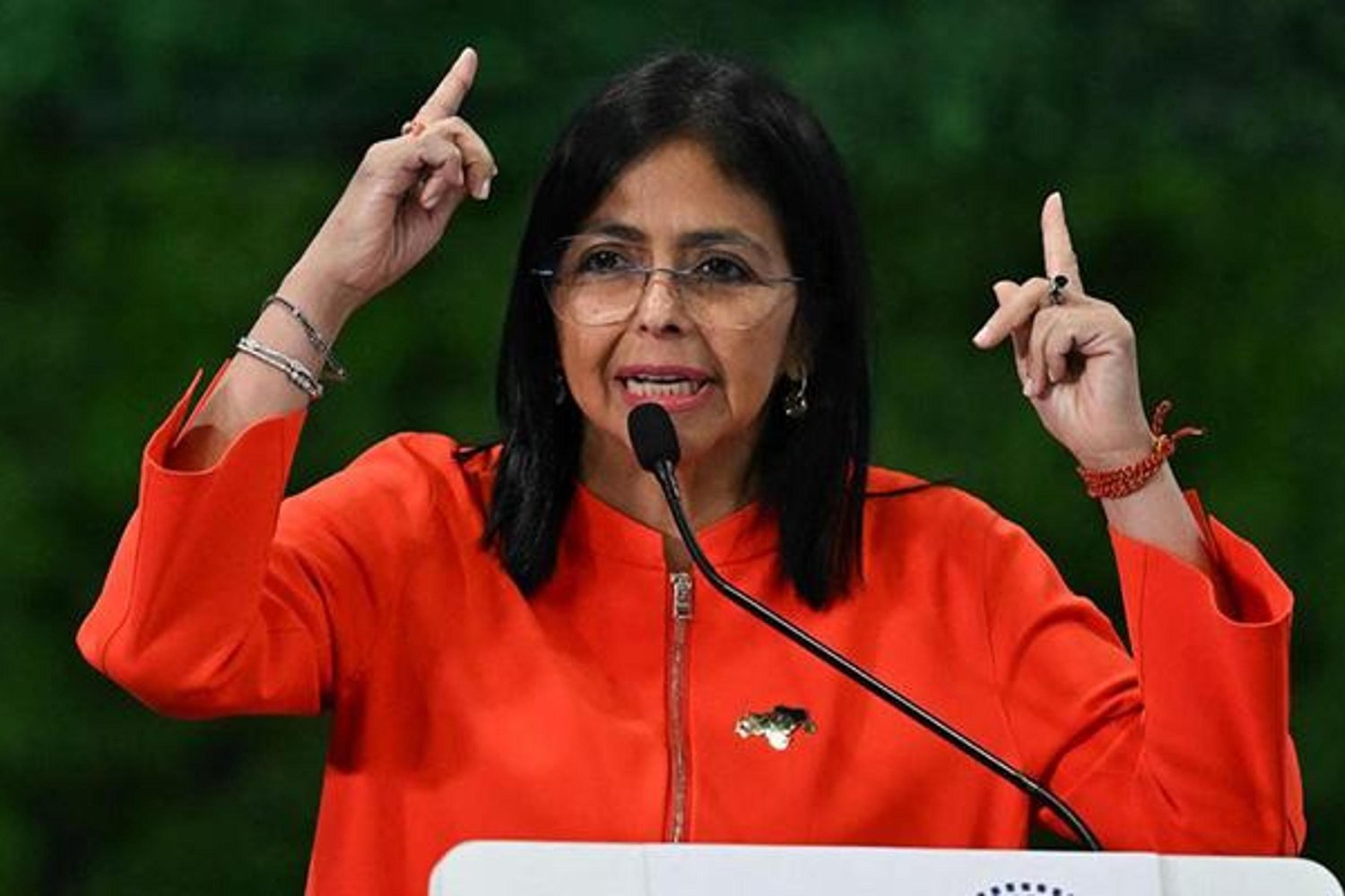 Venezuela'da Maduro Destekçileri ABD Saldırısına Karşı Direnişte