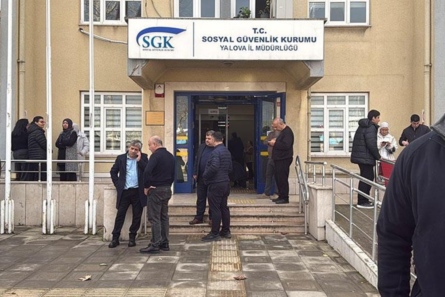 SGK İl Müdürlüğü Yatırımında Silahlı Saldırı: Bir Kişi Hayatını Kaybetti